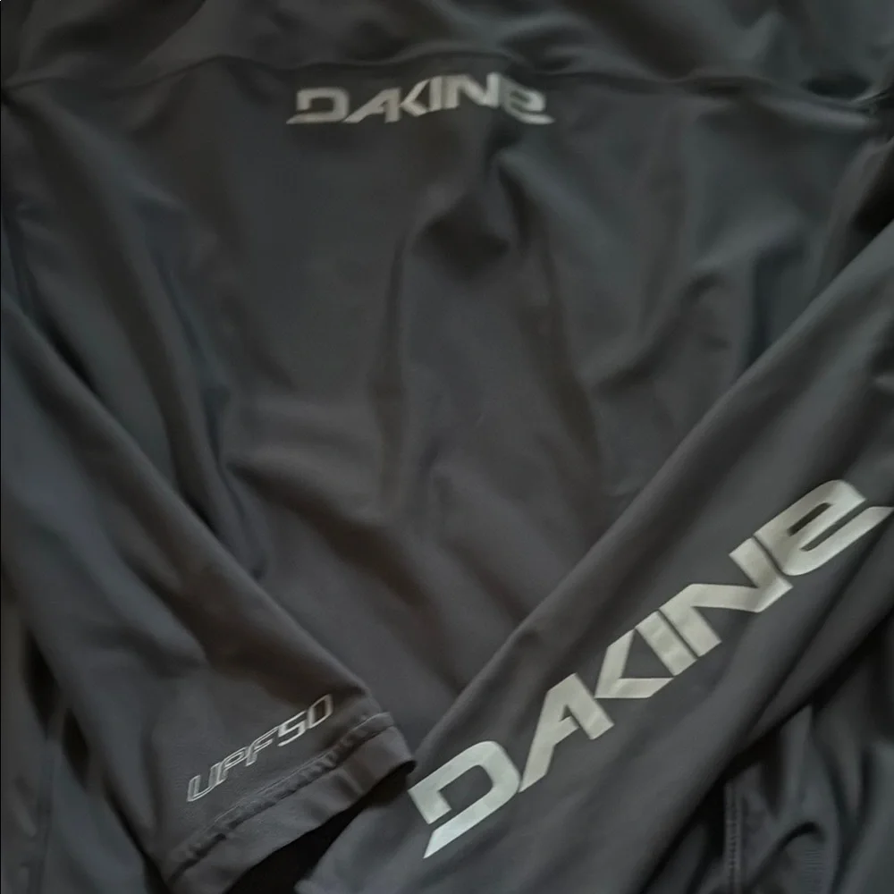 Dakine Men's Black Swim rash guard Shirt large
